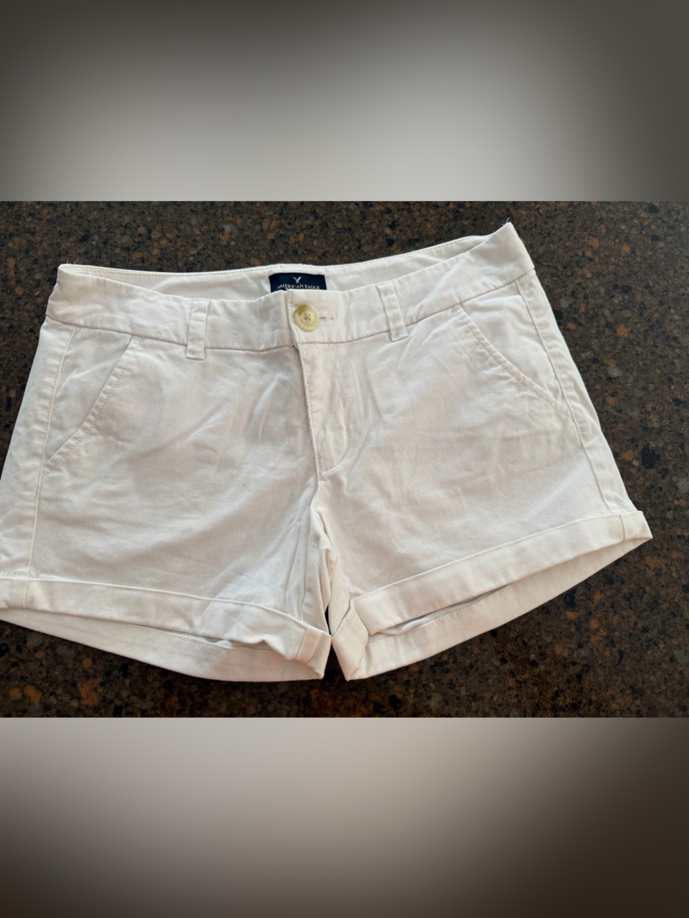 American Eagle Outfitters White Women’s Cuffed Shorts